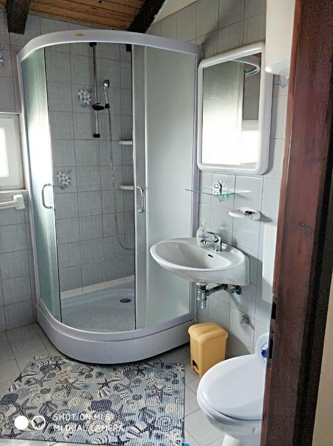 Danica Holiday House Cesarica Bagian luar foto